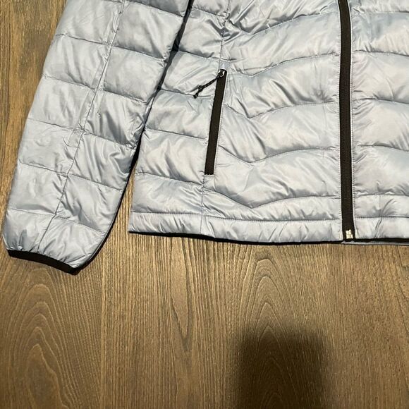 NWOT Eddie Bauer Women's Blue Black Colorblock 650 Down Puffer Coat Size S - Picture 3 of 7